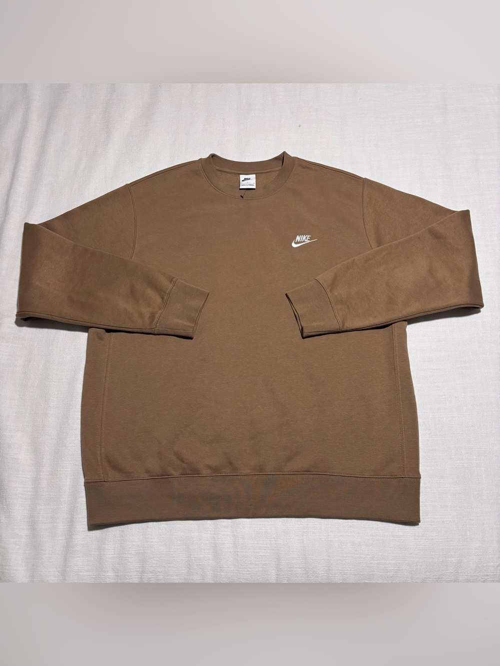 Men’s Nike Sportswear Club Fleece Crewneck Sweatshirt | Brown | Large | BV2662